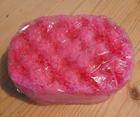 Raspberry Soap Sponge image 0