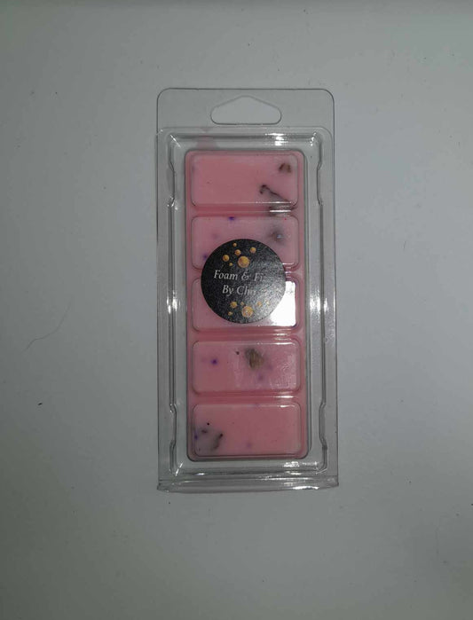 Winter Rose and Pink Pepper wax melt  image 0